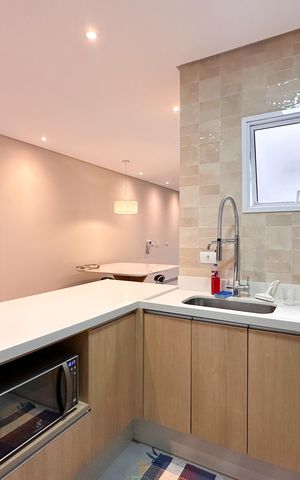 Apartamento à venda com 200m², 3 quartos e 3 vagas Apartamento à venda com 200m², 3 quartos e 3 vagasCozinha