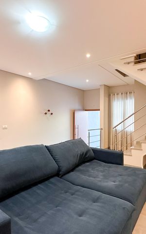 Apartamento à venda com 200m², 3 quartos e 3 vagas Apartamento à venda com 200m², 3 quartos e 3 vagasSala