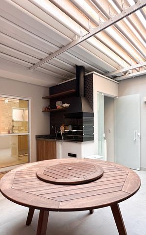 Apartamento à venda com 200m², 3 quartos e 3 vagas Apartamento à venda com 200m², 3 quartos e 3 vagasChurrasqueira