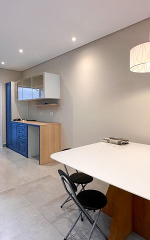 Apartamento à venda com 200m², 3 quartos e 3 vagas Apartamento à venda com 200m², 3 quartos e 3 vagasCopa