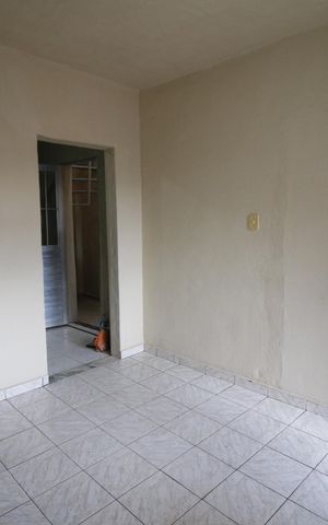 Casa para alugar com 50m², 2 quartos e sem vagaSala