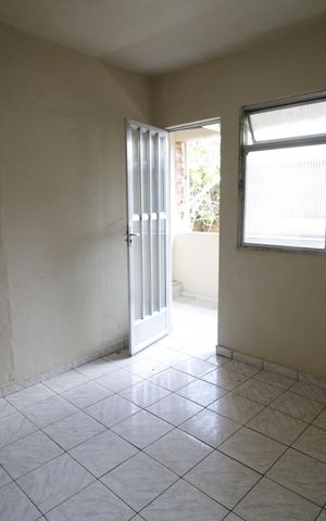 Casa para alugar com 50m², 2 quartos e sem vagaSala