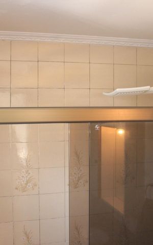 Apartamento à venda com 80m², 2 quartos e 2 vagasBanheiro da Suíte