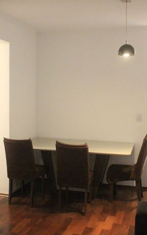 Apartamento à venda com 80m², 2 quartos e 2 vagasSala
