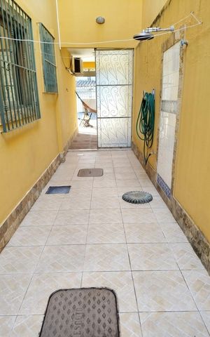 Casa à venda com 180m², 3 quartos e 2 vagasÁrea externa