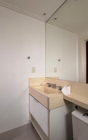 Apartamento à venda com 69m², 3 quartos e 2 vagas Apartamento à venda com 69m², 3 quartos e 2 vagasBanheiro da Suíte