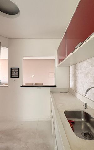 Apartamento à venda com 69m², 3 quartos e 2 vagas Apartamento à venda com 69m², 3 quartos e 2 vagasCozinha