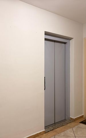 Apartamento à venda com 69m², 3 quartos e 2 vagas Apartamento à venda com 69m², 3 quartos e 2 vagasHall de entrada