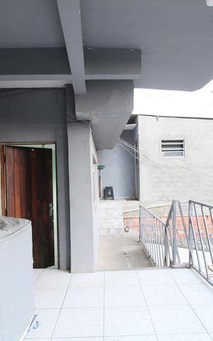 Casa para alugar com 80m², 2 quartos e sem vagaÁrea de Serviço