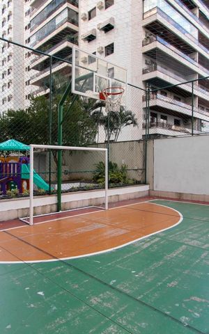 Apartamento à venda com 86m², 2 quartos e 1 vaga Apartamento à venda com 86m², 2 quartos e 1 vagaÁrea externa
