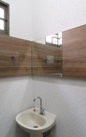 Casa para alugar com 120m², 3 quartos e sem vagaBanheiro do Quarto 4