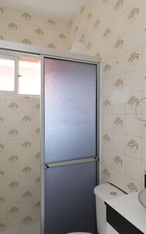 Apartamento para alugar com 50m², 2 quartos e sem vaga Apartamento para alugar com 50m², 2 quartos e sem vagaBanheiro