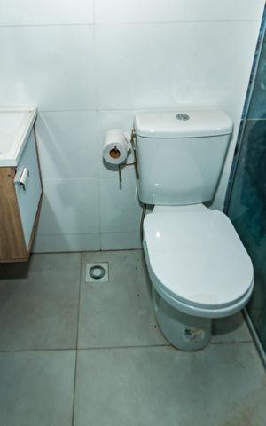 Casa para alugar com 400m², 4 quartos e 4 vagasBanheiro 2
