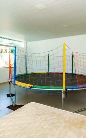 Casa para alugar com 400m², 4 quartos e 4 vagasTerraço