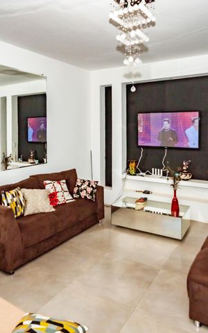 Casa para alugar com 400m², 4 quartos e 4 vagasSala