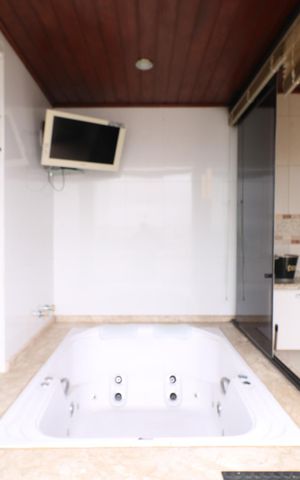 Apartamento à venda com 162m², 3 quartos e 2 vagas Apartamento à venda com 162m², 3 quartos e 2 vagasÁrea Gourmet