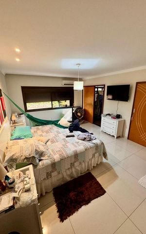 Casa à venda com 535m², 6 quartos e 1 vaga Casa à venda com 535m², 6 quartos e 1 vagaQuarto