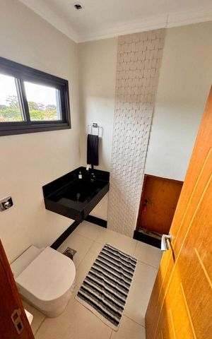 Casa à venda com 535m², 6 quartos e 1 vaga Casa à venda com 535m², 6 quartos e 1 vagaBanheiro