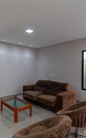 Casa de condomínio para alugar com 280m², 3 quartos e sem vaga Casa de condomínio para alugar com 280m², 3 quartos e sem vagaSalas
