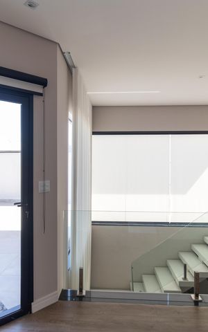 Casa de condomínio para alugar com 280m², 3 quartos e sem vaga Casa de condomínio para alugar com 280m², 3 quartos e sem vagaHall Dormitórios