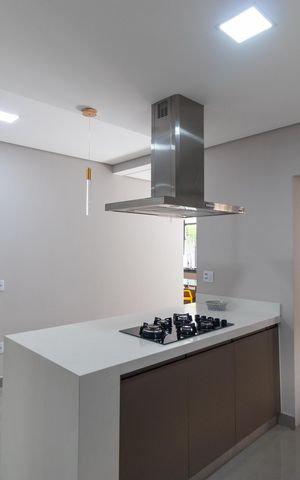 Casa de condomínio para alugar com 280m², 3 quartos e sem vaga Casa de condomínio para alugar com 280m², 3 quartos e sem vagaCozinha