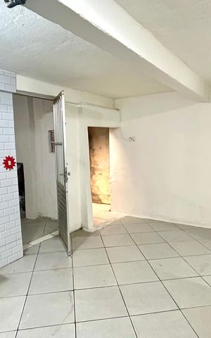 Casa para alugar com 43m², 1 quarto e sem vaga Casa para alugar com 43m², 1 quarto e sem vagaSala/Cozinha
