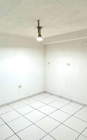 Casa para alugar com 43m², 1 quarto e sem vaga Casa para alugar com 43m², 1 quarto e sem vagaQuarto