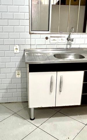 Casa para alugar com 43m², 1 quarto e sem vaga Casa para alugar com 43m², 1 quarto e sem vagaSala/Cozinha