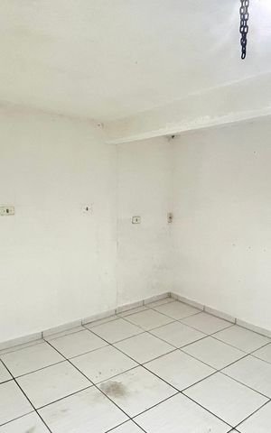 Casa para alugar com 43m², 1 quarto e sem vaga Casa para alugar com 43m², 1 quarto e sem vagaQuarto