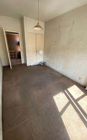 Casa à venda com 373m², 4 quartos e 4 vagas Casa à venda com 373m², 4 quartos e 4 vagasQuarto