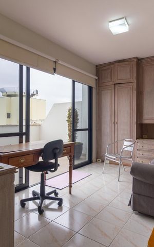 Apartamento para alugar com 78m², 2 quartos e 1 vaga Apartamento para alugar com 78m², 2 quartos e 1 vagaEscritório