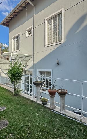 Casa à venda com 210m², 3 quartos e 3 vagas