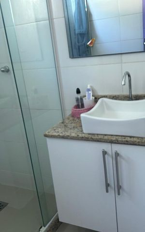 Casa de condomínio à venda com 120m², 3 quartos e 2 vagas Casa de condomínio à venda com 120m², 3 quartos e 2 vagasBanheiro