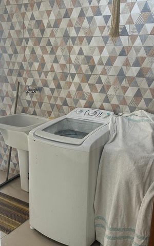 Casa de condomínio à venda com 120m², 3 quartos e 2 vagas Casa de condomínio à venda com 120m², 3 quartos e 2 vagasÁrea de serviço