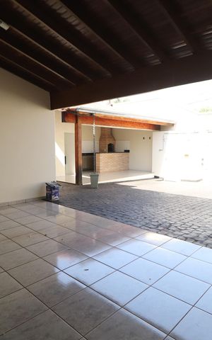 Casa para alugar com 187m², 3 quartos e 3 vagasGaragem
