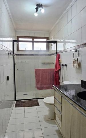 Apartamento para alugar com 170m², 3 quartos e 2 vagas Apartamento para alugar com 170m², 3 quartos e 2 vagasBanheiro
