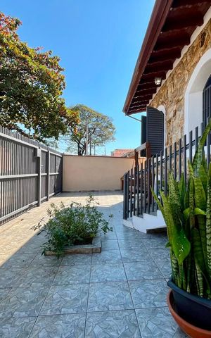 Casa para alugar com 90m², 3 quartos e 1 vaga Casa para alugar com 90m², 3 quartos e 1 vagaGaragem