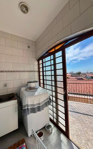 Casa para alugar com 90m², 3 quartos e 1 vaga Casa para alugar com 90m², 3 quartos e 1 vagaÁrea de Serviço