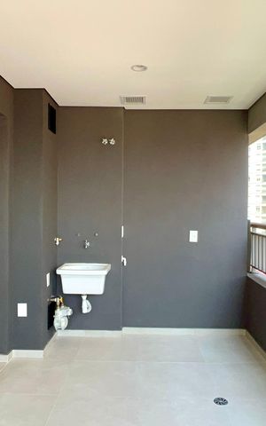 Apartamento à venda com 56m², 2 quartos e 1 vaga Apartamento à venda com 56m², 2 quartos e 1 vagaVaranda