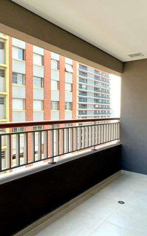 Apartamento à venda com 56m², 2 quartos e 1 vaga Apartamento à venda com 56m², 2 quartos e 1 vagaVaranda