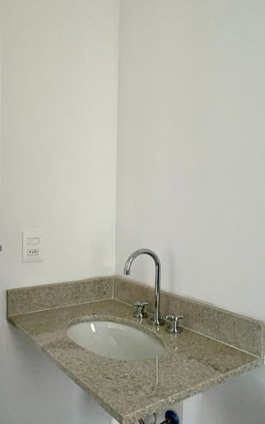 Apartamento à venda com 56m², 2 quartos e 1 vaga Apartamento à venda com 56m², 2 quartos e 1 vagaBanheiro da Suíte