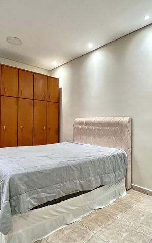 Casa à venda com 134m², 2 quartos e 2 vagas Casa à venda com 134m², 2 quartos e 2 vagasSuite