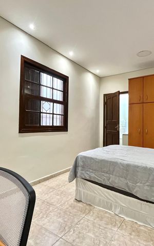 Casa à venda com 134m², 2 quartos e 2 vagas Casa à venda com 134m², 2 quartos e 2 vagasSuite