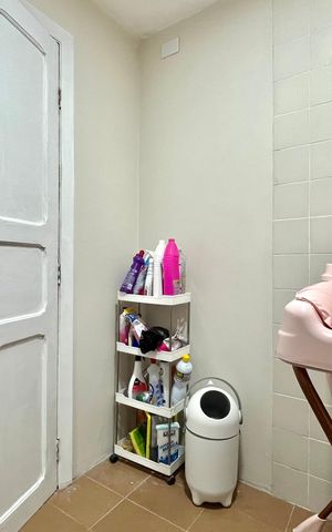Casa à venda com 134m², 2 quartos e 2 vagas Casa à venda com 134m², 2 quartos e 2 vagasBanheiro Corredor