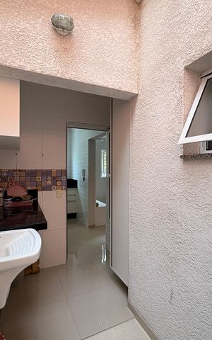 Casa para alugar com 92m², 2 quartos e 2 vagasLavanderia