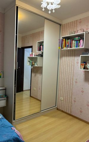 Casa à venda com 206m², 3 quartos e 2 vagas Casa à venda com 206m², 3 quartos e 2 vagasQuarto