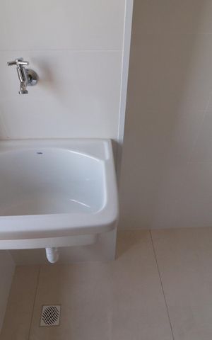 Apartamento para alugar com 72m², 2 quartos e 2 vagasCozinha 