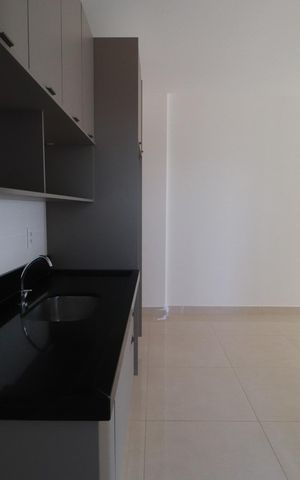 Apartamento para alugar com 72m², 2 quartos e 2 vagasCozinha 