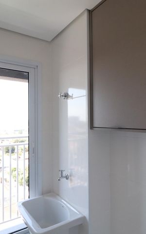 Apartamento para alugar com 72m², 2 quartos e 2 vagasCozinha 