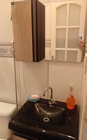 Casa à venda com 85m², 2 quartos e sem vaga Casa à venda com 85m², 2 quartos e sem vagaBanheiro